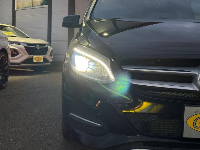 Ｂクラス Ｂ１８０　ターボ　ディーラー車　ワンオーナーカー　走行１２５００ｋｍ　プッシュスタート　ＢＳＭ　ＬＥＤオートライト　バックガイドモニター　Ｂｌｕｅｔｏｏｔｈ　シートヒーター　オート格納ヒーテッドドアミラー（39枚目）