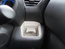 運転席側にもドリンクホルダー、手が届きやすく使いやすいです。
