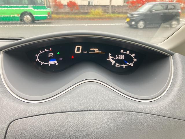 セレナ ハイウェイスター　４ＷＤ　バックカメラ　ナビ　オートクルーズコントロール　両側電動スライドドア　スマートキー　電動格納ミラー　３列シート　ＣＶＴ　アルミホイール　ＣＤ　ＤＶＤ再生　ミュージックプレイヤー接続可（25枚目）