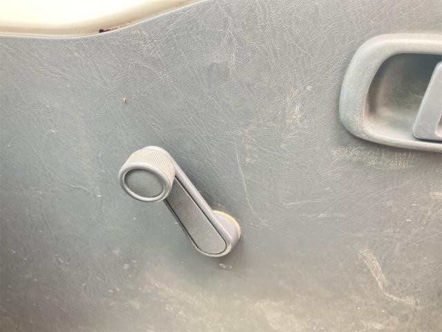 ハイゼットトラック 　４ＷＤ　ＭＴ　エアコン（13枚目）