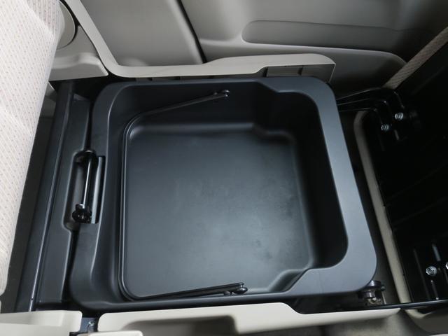 スペーシア Ｘ　４ＷＤ　両側スライド・片側電動　スマートキー　アイドリングストップ　電動格納ミラー　シートヒーター　ベンチシート　ＣＶＴ　盗難防止システム　ＡＢＳ　ＣＤ　ミュージックプレイヤー接続可　アルミホイール（44枚目）