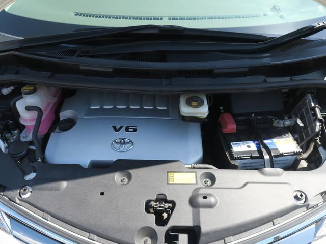 エスティマ Ｇ　ＥＴＣ　バックカメラ　ナビ　ＴＶ　オートクルーズコントロール　両側電動スライドドア　ＨＩＤ　スマートキー　電動格納ミラー　後席モニター　３列シート　ウォークスルー　パワーシート　ＡＴ　アルミホイール（19枚目）