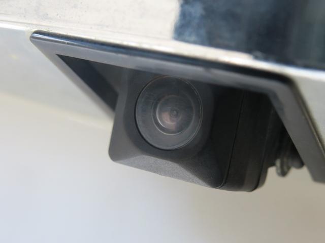 エスティマ Ｇ　ＥＴＣ　バックカメラ　ナビ　ＴＶ　オートクルーズコントロール　両側電動スライドドア　ＨＩＤ　スマートキー　電動格納ミラー　後席モニター　３列シート　ウォークスルー　パワーシート　ＡＴ　アルミホイール（42枚目）