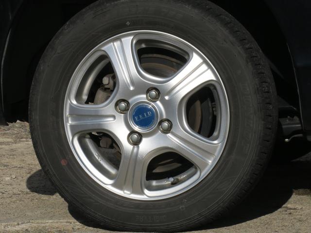 ライフ Ｃ　４ＷＤ　キーレスエントリー　ベンチシート　ＡＴ　ＡＢＳ　ＣＤ　ＭＤ　ミュージックプレイヤー接続可　アルミホイール　衝突安全ボディ　エアコン　パワーステアリング　パワーウィンドウ　運転席エアバッグ（20枚目）