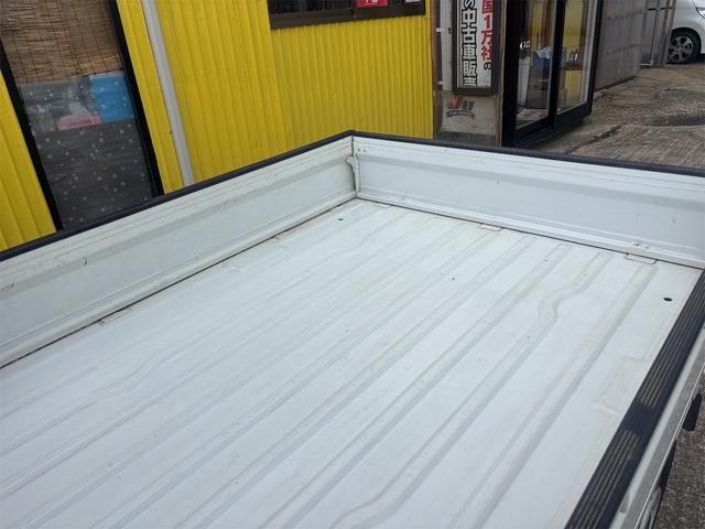 キャリイトラック KCエアコン・パワステ 4WD 軽トラック MT エアコン パワーステアリング 記録簿(9枚目)