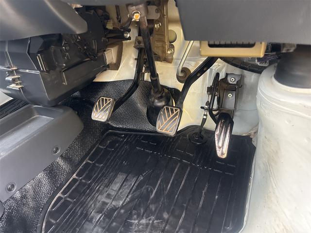 キャリイトラック KCエアコン・パワステ 4WD 軽トラック MT エアコン パワーステアリング 記録簿(16枚目)