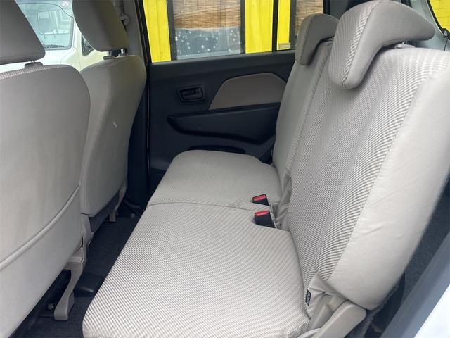 ワゴンＲ ＦＸ　４ＷＤ　キーレスエントリー　アイドリングストップ　シートヒーター　ＭＴ　盗難防止システム　ＡＢＳ　ＣＤ　ミュージックプレイヤー接続可　衝突安全ボディ　エアコン　パワーステアリング　パワーウィンドウ（32枚目）