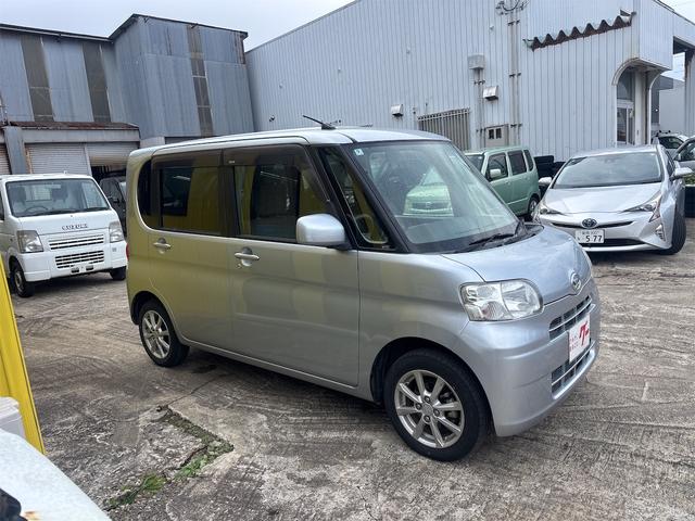 タント Ｌ　４ＷＤ　スライドドア　ナビ　ＴＶ　キーレスエントリー　アイドリングストップ　ベンチシート　ＣＶＴ　盗難防止システム　ＡＢＳ　ＣＤ　ＤＶＤ再生　ＵＳＢ　ミュージックプレイヤー接続可　Ｂｌｕｅｔｏｏｔｈ（15枚目）