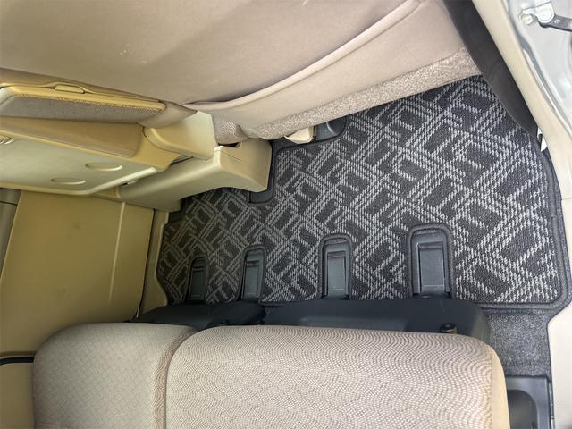 タント Ｌ　４ＷＤ　スライドドア　ナビ　ＴＶ　キーレスエントリー　アイドリングストップ　ベンチシート　ＣＶＴ　盗難防止システム　ＡＢＳ　ＣＤ　ＤＶＤ再生　ＵＳＢ　ミュージックプレイヤー接続可　Ｂｌｕｅｔｏｏｔｈ（29枚目）