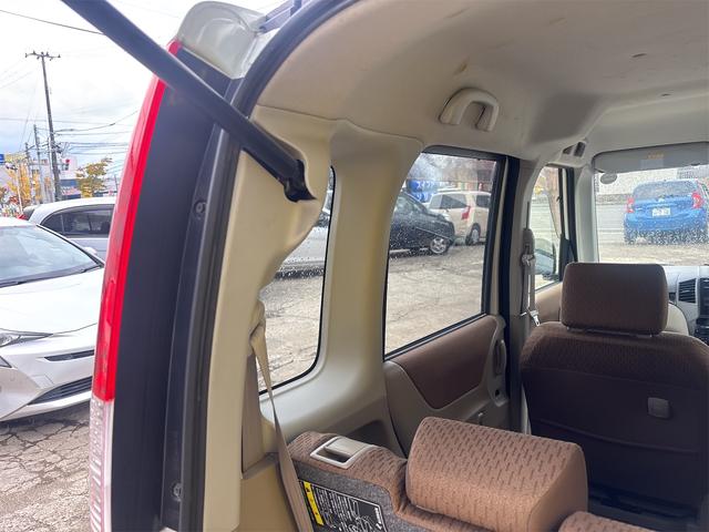 ルークス E 4WD 両側スライドドア TV スマートキー シートヒーター ベンチシート CVT 盗難防止システム ABS アルミホイール 衝突安全ボディ エアコン パワーステアリング パワーウィンドウ(29枚目)