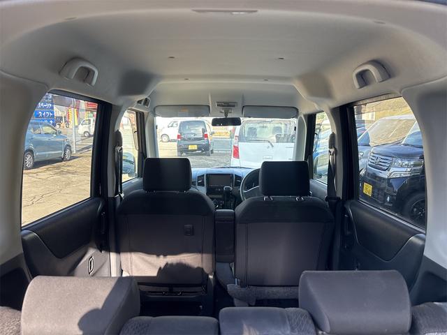 パレットＳＷ ＸＳ　４ＷＤ　両側スライド・片側電動　ナビ　オートライト　ＨＩＤ　スマートキー　シートヒーター　ベンチシート　ＣＶＴ　盗難防止システム　ＡＢＳ　ＣＤ　ＤＶＤ再生　アルミホイール　衝突安全ボディ　エアコン（29枚目）