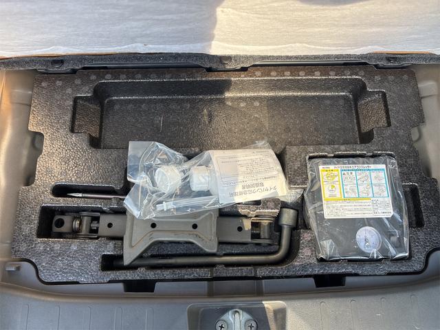 パレットＳＷ ＸＳ　４ＷＤ　両側スライド・片側電動　ナビ　オートライト　ＨＩＤ　スマートキー　シートヒーター　ベンチシート　ＣＶＴ　盗難防止システム　ＡＢＳ　ＣＤ　ＤＶＤ再生　アルミホイール　衝突安全ボディ　エアコン（33枚目）