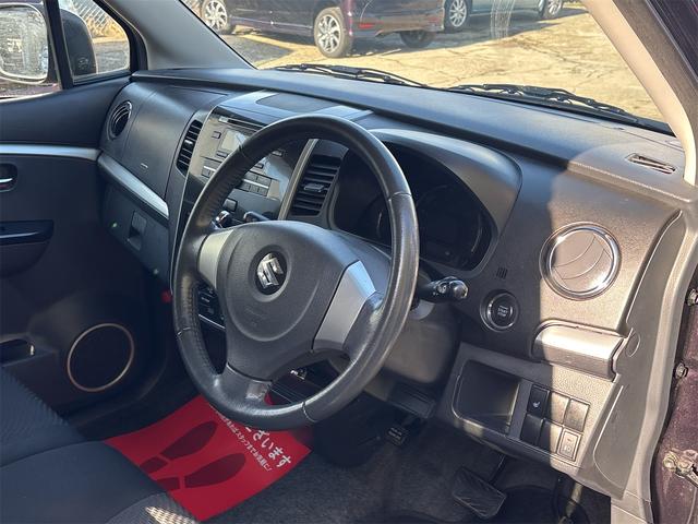 ワゴンＲスティングレー Ｘ　４ＷＤ　ＥＴＣ　ＨＩＤ　スマートキー　電動格納ミラー　シートヒーター　ベンチシート　ＣＶＴ　盗難防止システム　ＡＢＳ　ＣＤ　アルミホイール　衝突安全ボディ　エアコン　パワーステアリング（10枚目）