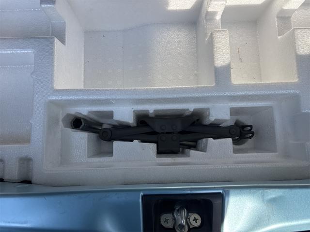 アルト Ｌ　キーレスエントリー　アイドリングストップ　シートヒーター　ＣＶＴ　盗難防止システム　ＡＢＳ　ＥＳＣ　ＣＤ　ミュージックプレイヤー接続可　アルミホイール　衝突安全ボディ　エアコン　パワーステアリング（19枚目）