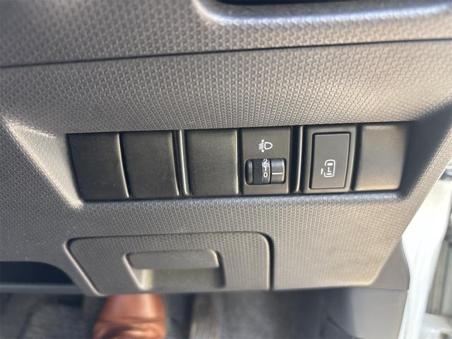 デリカＤ：２ Ｘ　４ＷＤ　ＥＴＣ　ナビ　ＴＶ　両側スライド・片側電動　アルミホイール　スマートキー　ＣＶＴ　盗難防止システム　衝突安全ボディ　ＡＢＳ　ＣＤ　ＤＶＤ再生　ＵＳＢ　Ｂｌｕｅｔｏｏｔｈ　エアコン（9枚目）