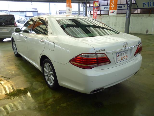 クラウン ３．０ロイヤルサルーンｉ－Ｆｏｕｒ　プレミアムＥＤ　４ＷＤ　純正ＨＤＤナビ　ＴＶ　Ｂカメラ　ＥＴＣ　サンルーフ　パワーシート（6枚目）