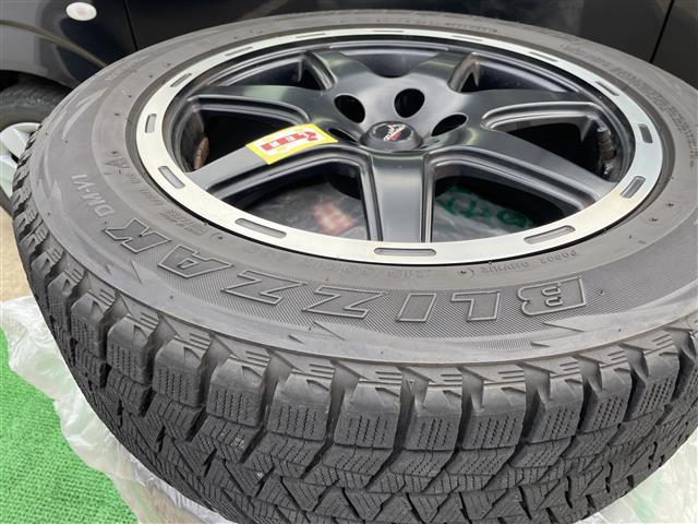 ジープ・レネゲード トレイルホーク　ワンオーナー　４ＷＤ　純正ナビ　クルーズコントロール　リアクリアランスソナー　アイドリングストップ　バックカメラ　ルーフレール　プッシュスタート　オートライト　ＬＥＤライト　フォグ　リアフォグ　ＥＴＣ（37枚目）
