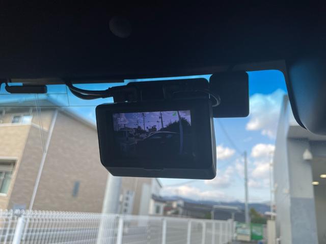 N-BOXカスタム L ワンオーナー 社外メモリーナビ ホンダセンシング レーダークルーズ 両側パワースライドドア ステアリングリモコン シートヒーター シートバックテーブル バックカメラ ドライブレコーダー LEDライト(5枚目)