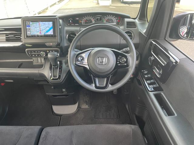 N-BOXカスタム L ワンオーナー 社外メモリーナビ ホンダセンシング レーダークルーズ 両側パワースライドドア ステアリングリモコン シートヒーター シートバックテーブル バックカメラ ドライブレコーダー LEDライト(14枚目)