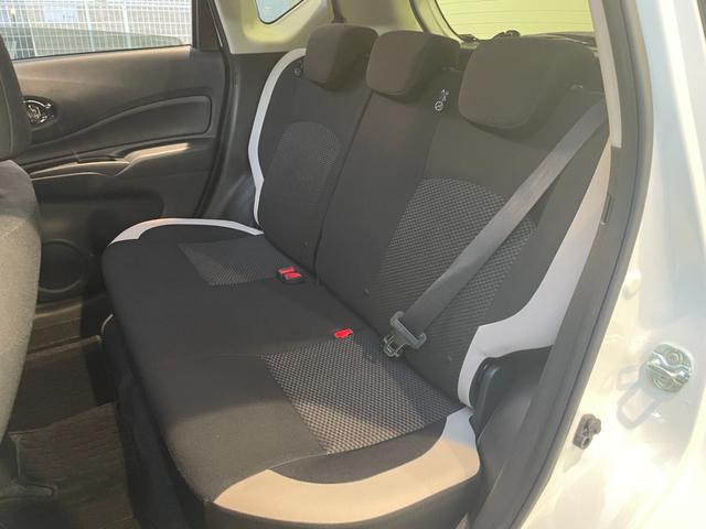 ノート e-パワー X ワンオーナー 純正メモリーナビ 衝突被害軽減システム アラウンドビューモニター スマート・ルームミラー ステアリングリモコン ドライブレコーダー オートライト プッシュスタート ドアバイザー(17枚目)