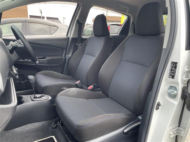 ヴィッツ １．３Ｆ　ＬＥＤエディション　４ＷＤ　純正メモリーナビ　純正エンジンスターター　バックカメラ　ビルトインＥＴＣ　ドライブレコーダー　オートライト　ＬＥＤライト　プッシュスタート　ドアバイザー　フロアマット（15枚目）