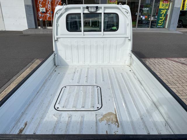 アクティトラック タウン　ワンオーナー　４ＷＤ　純正ＣＤオーディオ　純正１２インチＡＷ　荷台ランプ　ミラー型ドライブレコーダー　純正ゴムマット　キーレス（16枚目）