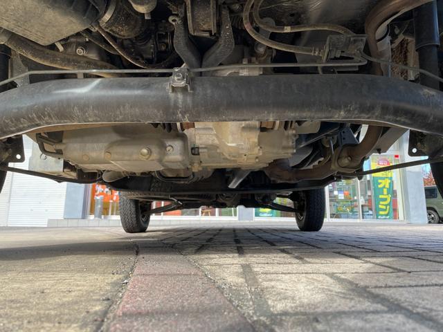 アクティトラック タウン　ワンオーナー　４ＷＤ　純正ＣＤオーディオ　純正１２インチＡＷ　荷台ランプ　ミラー型ドライブレコーダー　純正ゴムマット　キーレス（17枚目）