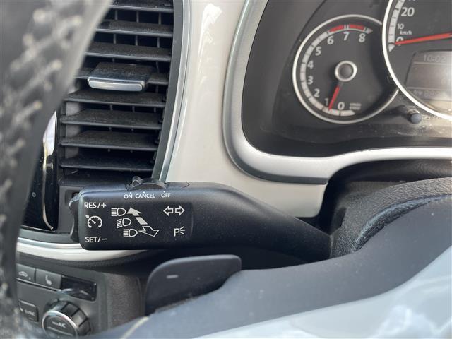 【リヤシート】ご成約頂いたお車は全車保証付（※部分保証、国産車は納車後３ヶ月、輸入車は納車後１ヶ月の保証期間となります）で納車後も安心です！有料オプションで長期保証をお選びいただくことも可能です。