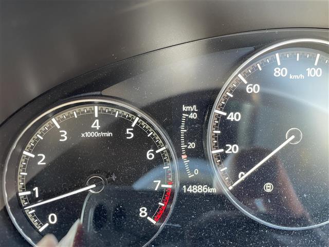 ＭＡＺＤＡ３ファストバック １５Ｓツーリング　ワンオーナー　純正メモリーナビ　３６０°セーフティパッケージ　レーダークルーズ　ヘッドアップディスプレイ　クリアランスソナー　ステアリングリモコン　ドライブレコーダー　オートライト　ＬＥＤライト（2枚目）