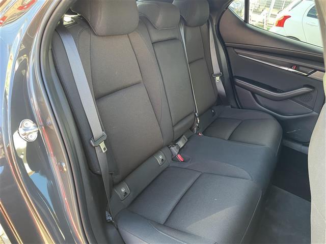 ＭＡＺＤＡ３ファストバック １５Ｓツーリング　ワンオーナー　純正メモリーナビ　３６０°セーフティパッケージ　レーダークルーズ　ヘッドアップディスプレイ　クリアランスソナー　ステアリングリモコン　ドライブレコーダー　オートライト　ＬＥＤライト（25枚目）