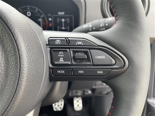 ＧＲヤリス ＲＺ　ハイパフォーマンス　ワンオーナー　ディスプレイオーディオ　ＪＢＬサウンドシステム　トヨタセーフティセンス　レーダークルーズコントロール　ブラインドスポットモニター　クリアランスソナー　ハーフレザーシート　シートヒーター（10枚目）