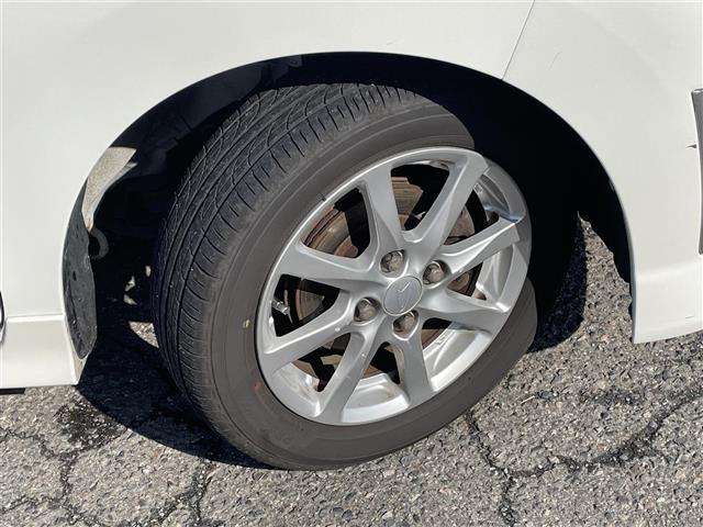 ガラスコーティング、ナビゲーション、ETCなど、その他のパーツの取り付けお見積もりのご相談も承っております!!クルマのこと何でもお任せください!