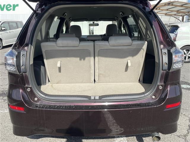 ウィッシュ 1.8X 純正SDナビ(AM/FM/BT) 3列シート ETC 電格ミラー HIDヘッドライト ABS 横滑り防止装置 盗難防止装置 純正フロアマッド 純正ドアバイザー スペアキー1本 カーテンエアバッグ(10枚目)