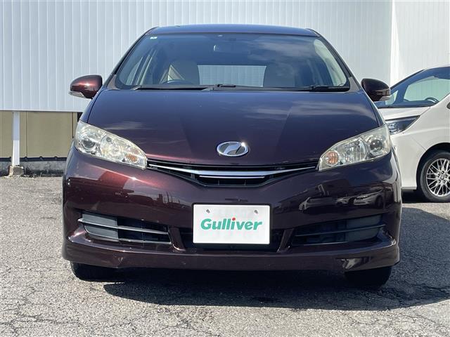 ウィッシュ 1.8X 純正SDナビ(AM/FM/BT) 3列シート ETC 電格ミラー HIDヘッドライト ABS 横滑り防止装置 盗難防止装置 純正フロアマッド 純正ドアバイザー スペアキー1本 カーテンエアバッグ(13枚目)