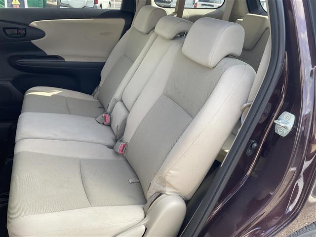 ウィッシュ 1.8X 純正SDナビ(AM/FM/BT) 3列シート ETC 電格ミラー HIDヘッドライト ABS 横滑り防止装置 盗難防止装置 純正フロアマッド 純正ドアバイザー スペアキー1本 カーテンエアバッグ(20枚目)