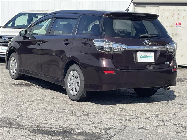 ウィッシュ 1.8X 純正SDナビ(AM/FM/BT) 3列シート ETC 電格ミラー HIDヘッドライト ABS 横滑り防止装置 盗難防止装置 純正フロアマッド 純正ドアバイザー スペアキー1本 カーテンエアバッグ(24枚目)