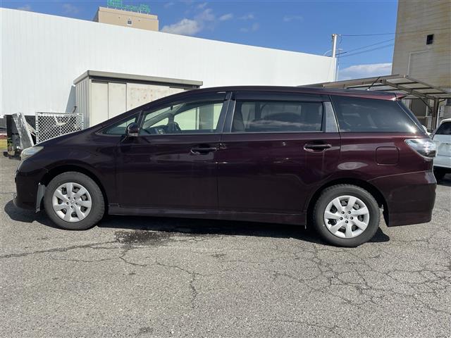 ウィッシュ 1.8X 純正SDナビ(AM/FM/BT) 3列シート ETC 電格ミラー HIDヘッドライト ABS 横滑り防止装置 盗難防止装置 純正フロアマッド 純正ドアバイザー スペアキー1本 カーテンエアバッグ(25枚目)