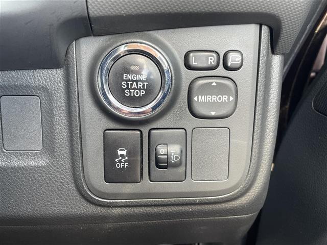 ウィッシュ 1.8X 純正SDナビ(AM/FM/BT) 3列シート ETC 電格ミラー HIDヘッドライト ABS 横滑り防止装置 盗難防止装置 純正フロアマッド 純正ドアバイザー スペアキー1本 カーテンエアバッグ(41枚目)