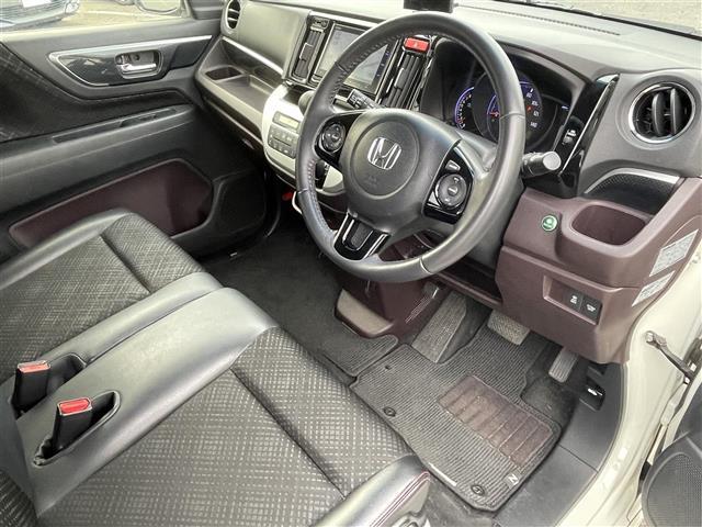 Ｎ－ＷＧＮカスタム Ｇ・ターボパッケージ　純正ナビ　Ｂカメラ　フルセグ　ハーフレザー　クルコン（2枚目）