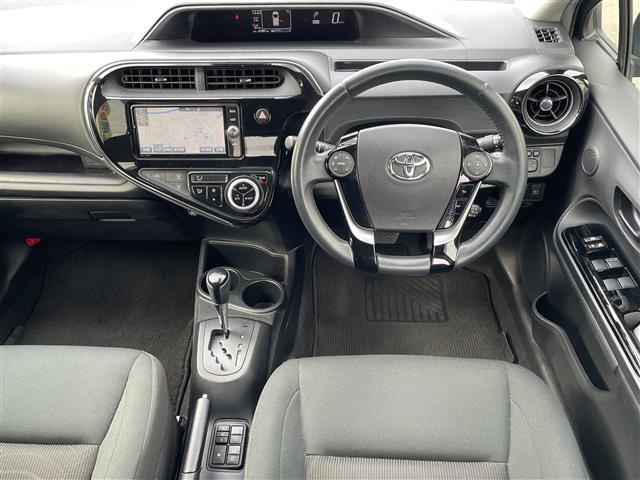 アクア Ｓスタイルブラック　純正ナビ　フルセグ　Ｂカメラ　レーンアシスト　クルーズコントロール（3枚目）