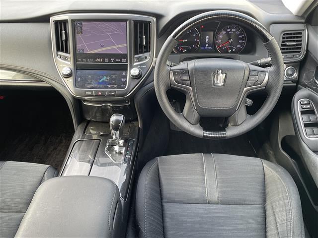 クラウン アスリートＳ　サンルーフ　純正ナビ　フルセグ　Ｂカメラ　クルーズコントロール（3枚目）