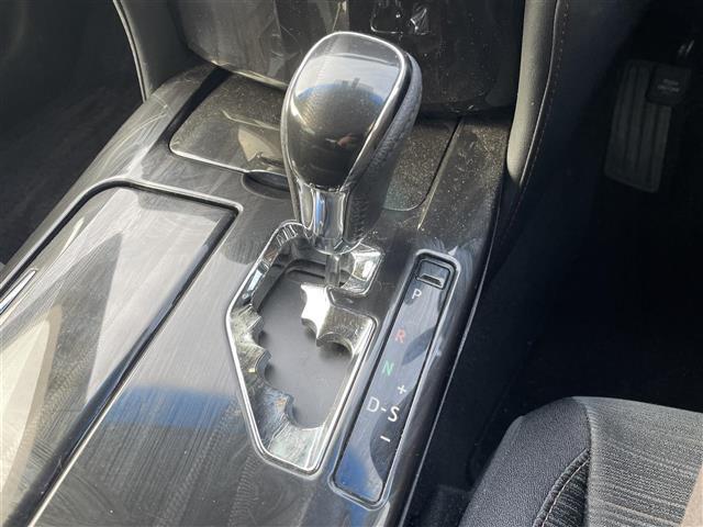 クラウン アスリートＳ　サンルーフ　純正ナビ　フルセグ　Ｂカメラ　クルーズコントロール（17枚目）