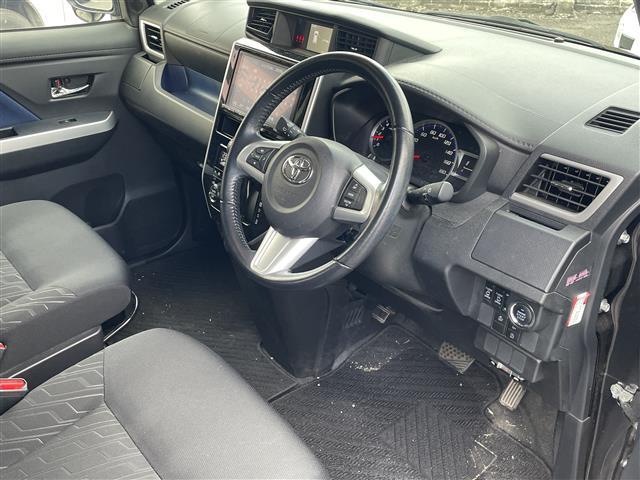 ルーミー カスタムＧ　Ｓ　４ＷＤ／純正ナビ／フルセグＴＶ／ＣＤ／ＤＶＤ／ＦＭ・ＡＭ／Ｂｌｕｅｔｏｏｔｈ／Ｂカメラ／両側パワースライドドア／衝突軽減ブレーキ／クルーズコントロール／前席シートヒーター／ＥＴＣ／ＬＥＤヘッドライト（2枚目）