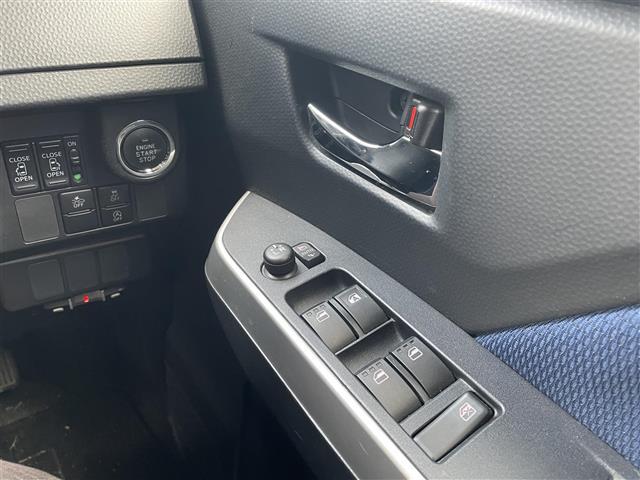 ルーミー カスタムＧ　Ｓ　４ＷＤ／純正ナビ／フルセグＴＶ／ＣＤ／ＤＶＤ／ＦＭ・ＡＭ／Ｂｌｕｅｔｏｏｔｈ／Ｂカメラ／両側パワースライドドア／衝突軽減ブレーキ／クルーズコントロール／前席シートヒーター／ＥＴＣ／ＬＥＤヘッドライト（41枚目）