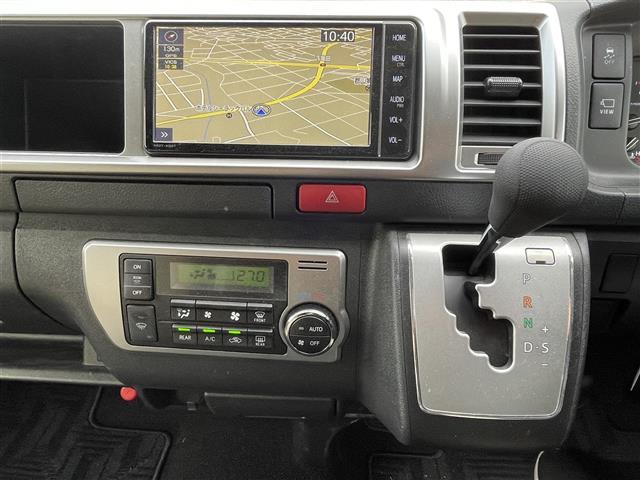 ハイエースワゴン グランドキャビン　ワンオーナー／４ＷＤ／純正ナビ／フルセグＴＶ／ＣＤ／ＤＶＤ／ＦＭ・ＡＭ／Ｂｌｕｅｔｏｏｔｈ／ＥＴＣ／ドラレコ／片側パワスラ／全周囲カメラ／レーンアシスト／デジタルインナーミラー／レーダー探知機（3枚目）