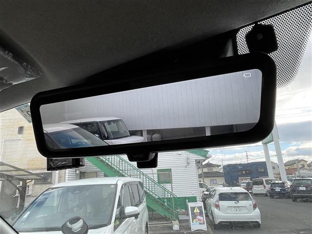 ハイエースワゴン グランドキャビン　ワンオーナー／４ＷＤ／純正ナビ／フルセグＴＶ／ＣＤ／ＤＶＤ／ＦＭ・ＡＭ／Ｂｌｕｅｔｏｏｔｈ／ＥＴＣ／ドラレコ／片側パワスラ／全周囲カメラ／レーンアシスト／デジタルインナーミラー／レーダー探知機（6枚目）