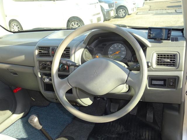 ミニカ ライラ 5速マニュアル ローダウン 柿本マフラー ピラーバー(16枚目)