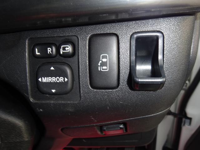ハイエースワゴン GL ファインテックツアラー仕様 4席キャプテンシート(22枚目)