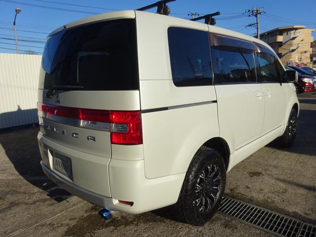 デリカＤ：５ Ｇ　パワーパッケージ　４ＷＤ　１６インチ　グリルガード　バグガード　シートジャケット（9枚目）