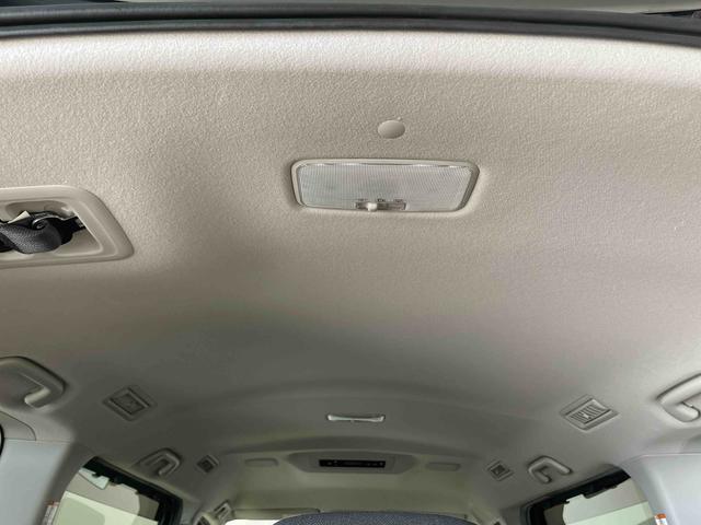 ヴォクシー ハイブリッドＶ（12枚目）